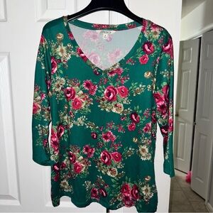 Pioneer Woman Women's M Green Floral V-Neck Blouse 3/4 Sleeve NWOT Stretch Knit